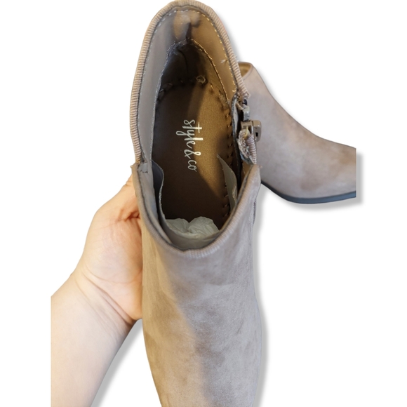 Style & Co Wileyy Ankle Booties - Picture 3 of 5